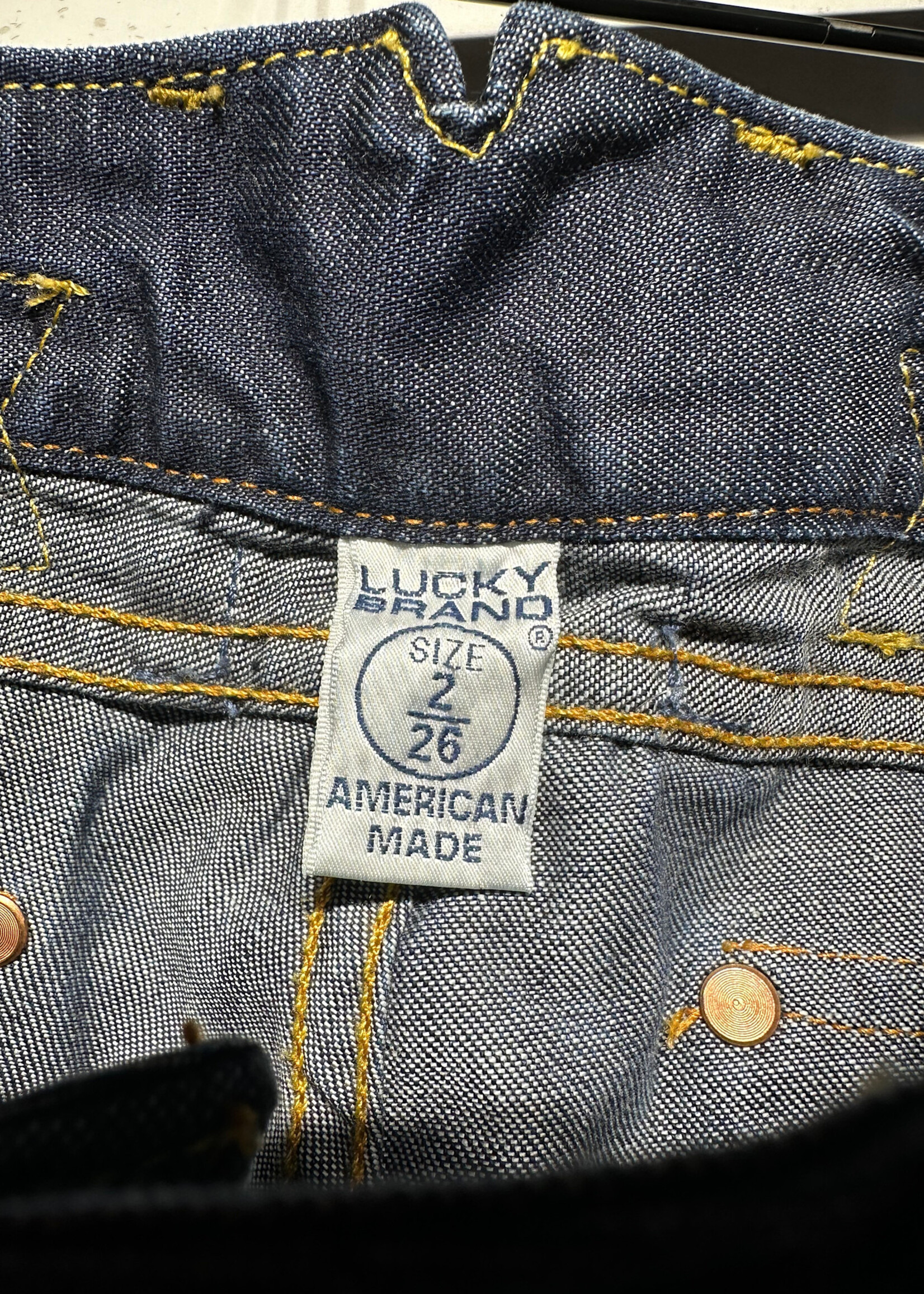 Lucky Brand Dark Wash Buckle Back Jeans 26