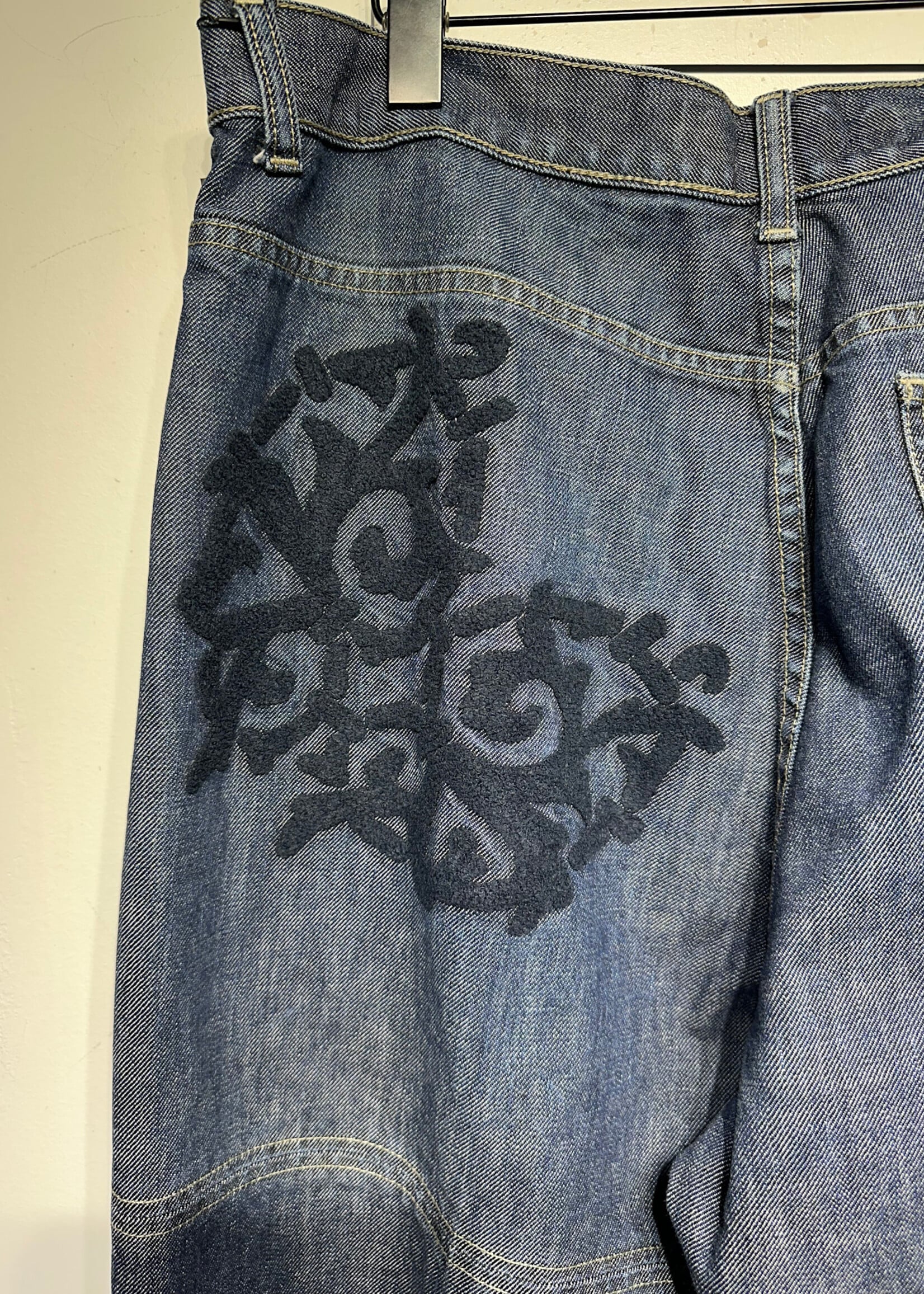 Coogi Wide Leg Denim Pants w Crotch Embroidery Masc 38