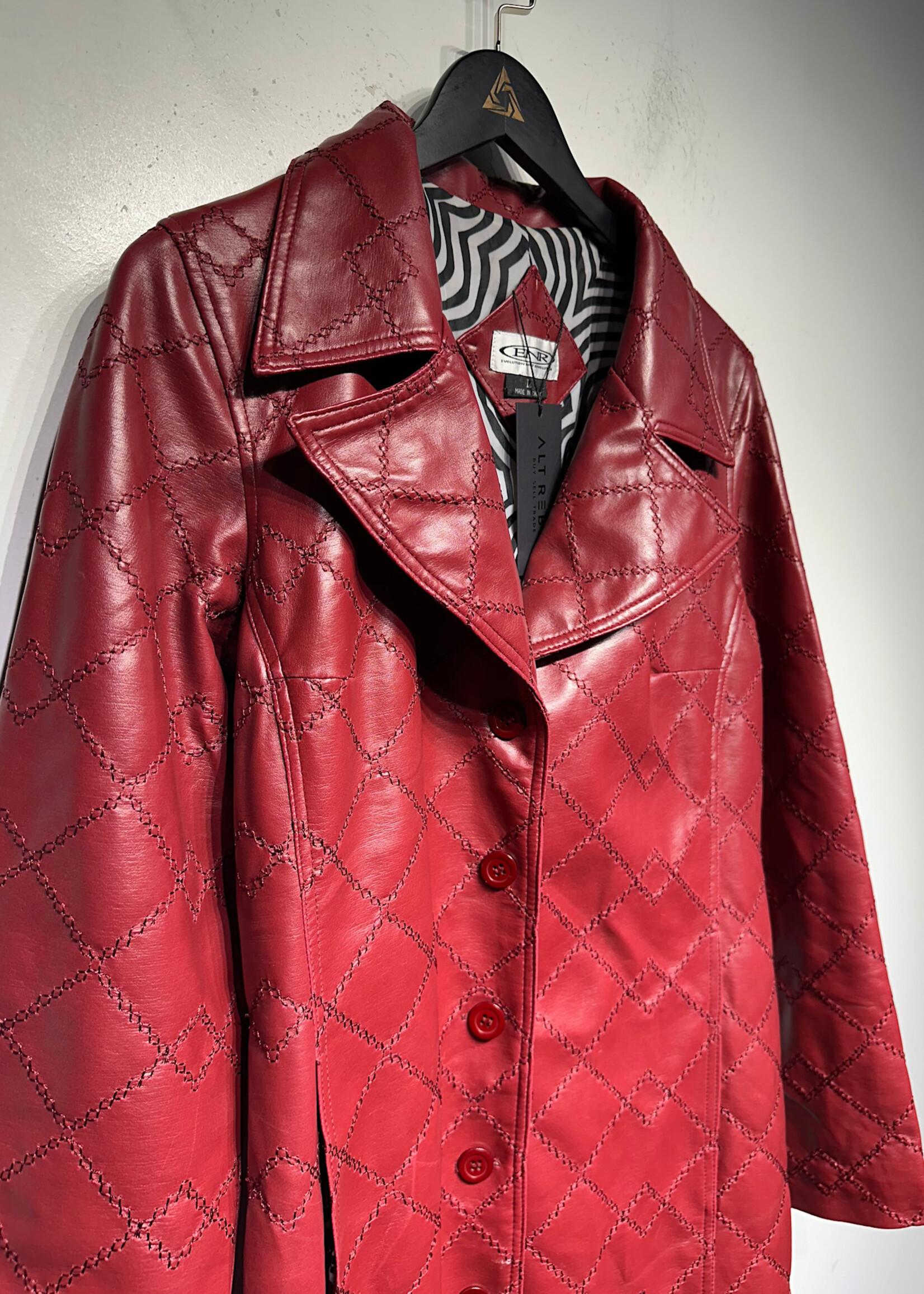 ENR Red Diamond Stitch Red Faux Leather Trench Fem L