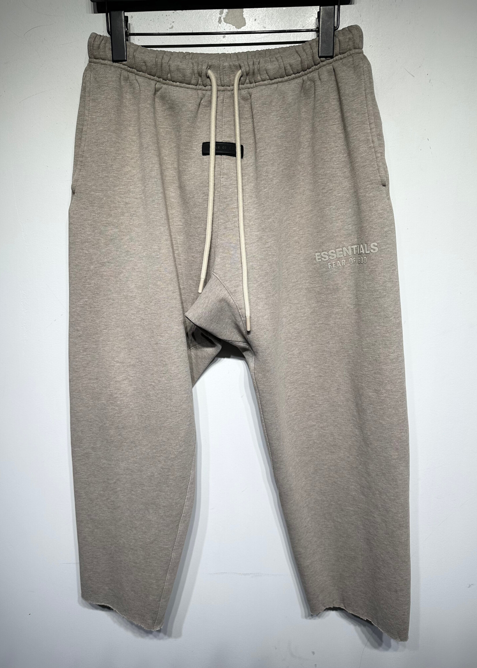 Essentials Oatmeal Crop Sweat Pant S/29
