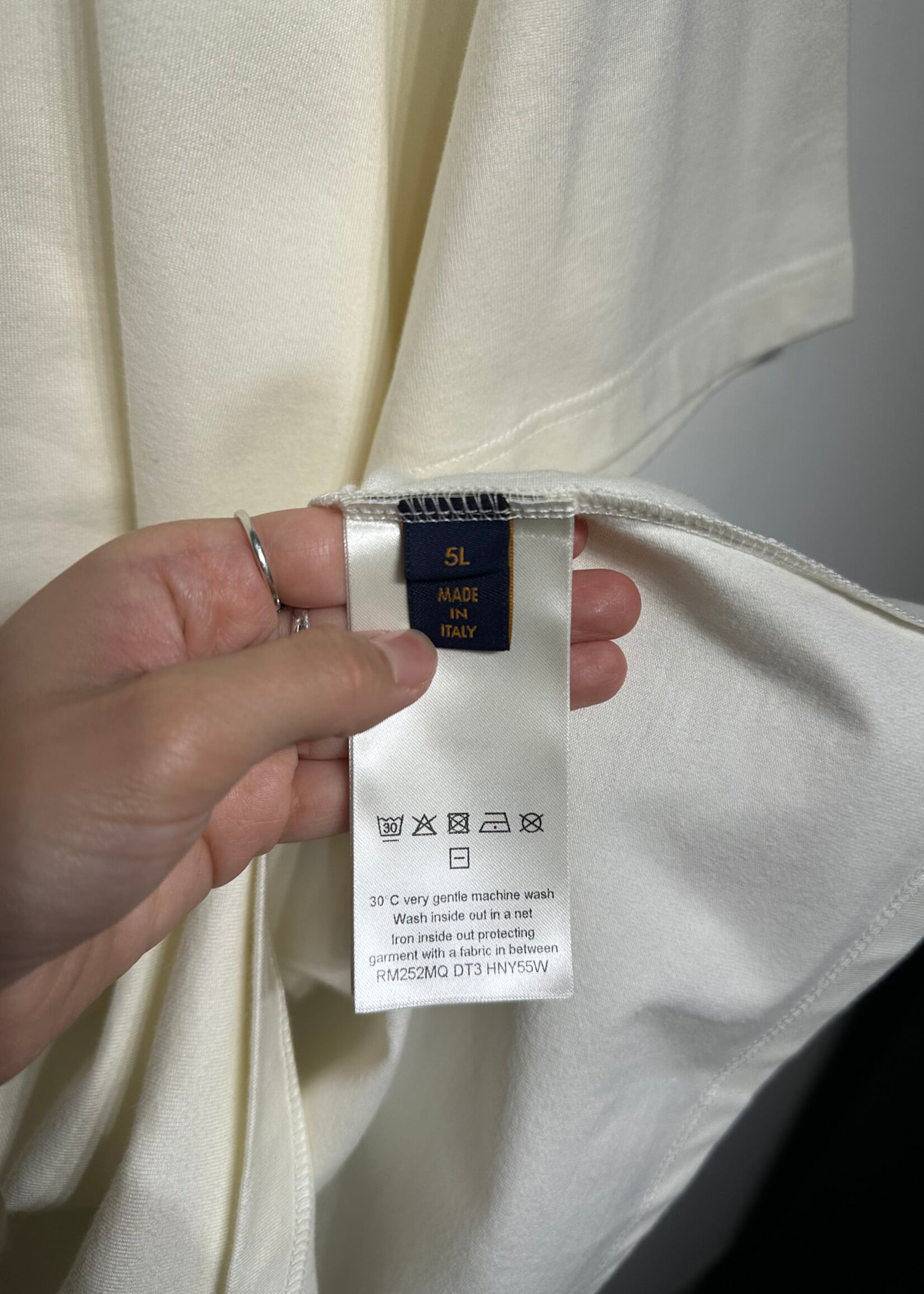 Louis Vuitton NWT Embossed Logo Tee Fits XXL Retail: $730