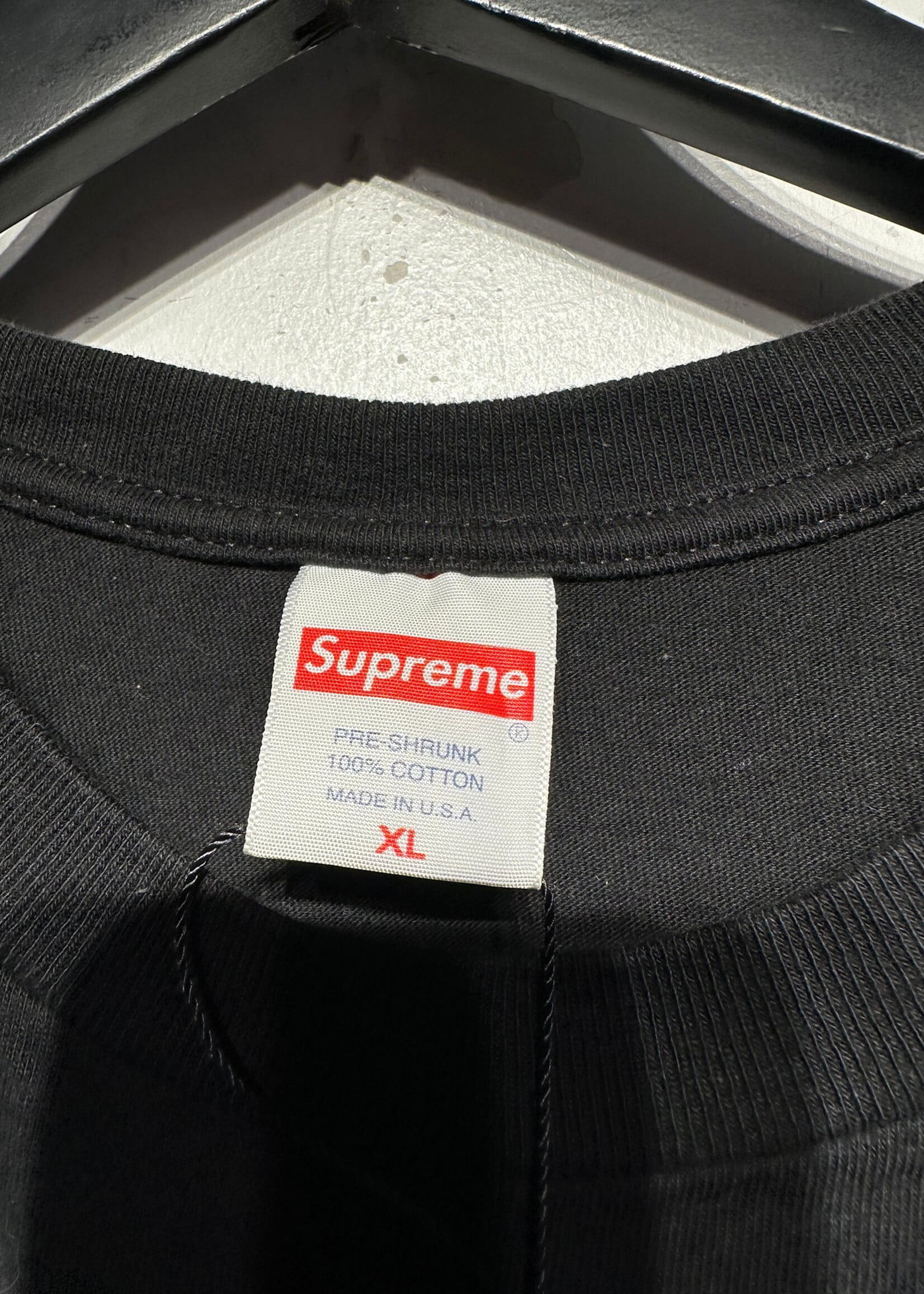 Supreme Black Wombat Logo Tee XL