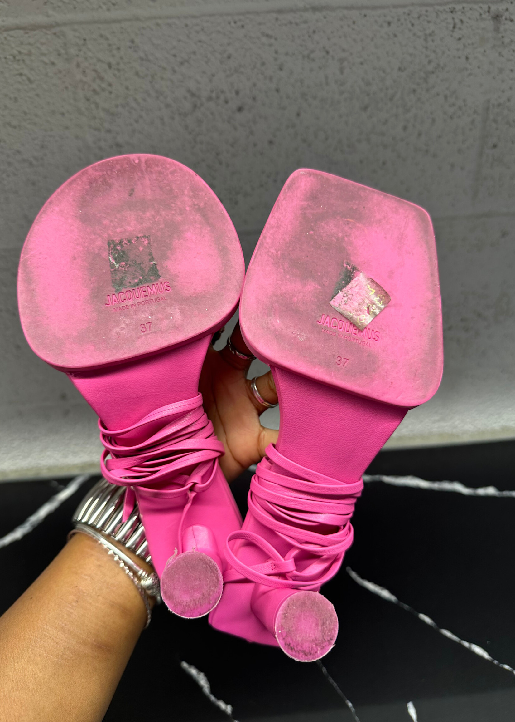 Jaquemus Pink Le carre Round Heels 7 Fem W Box