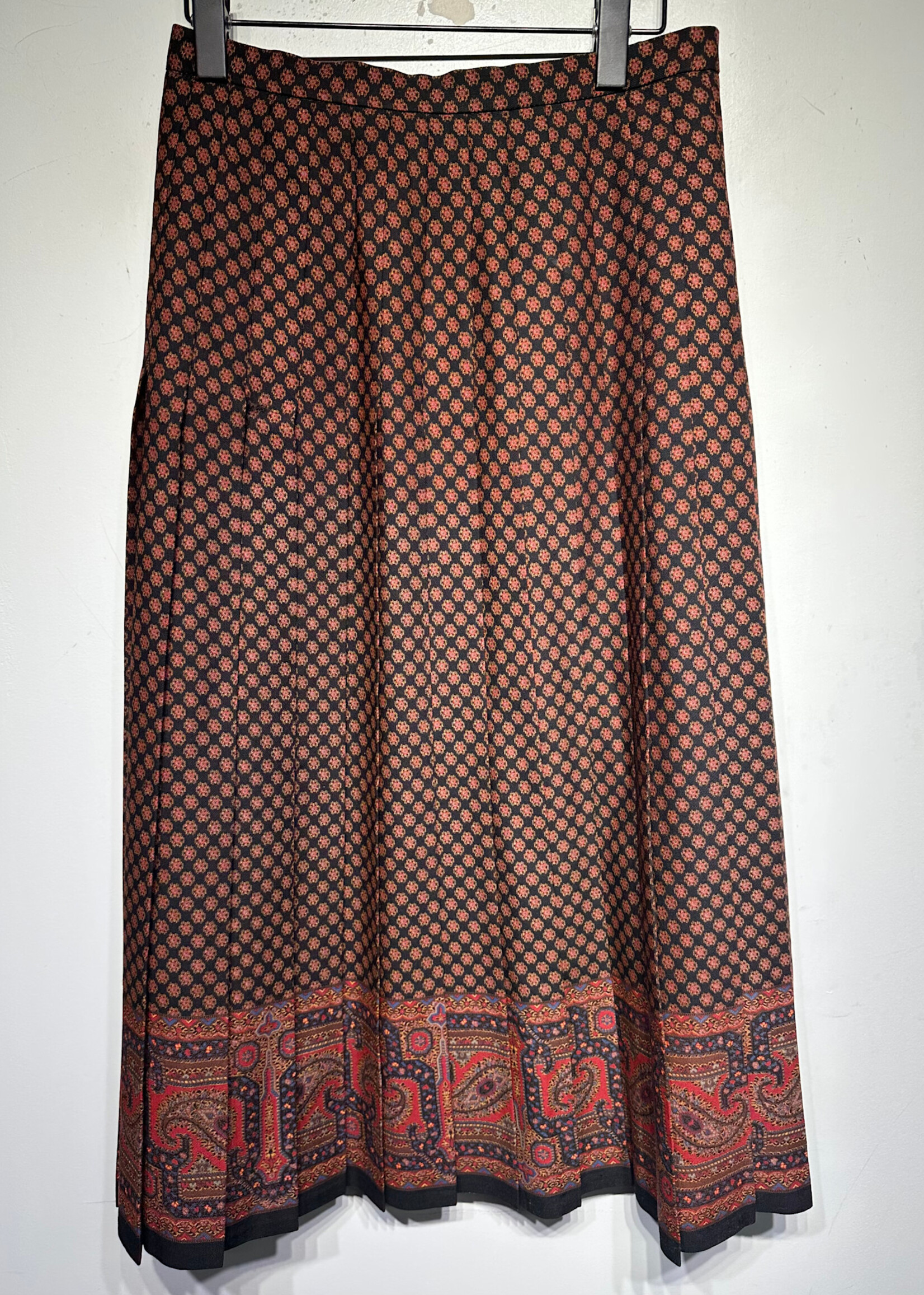 Burberrys Red Floral Pleated Maxi Skirt 26