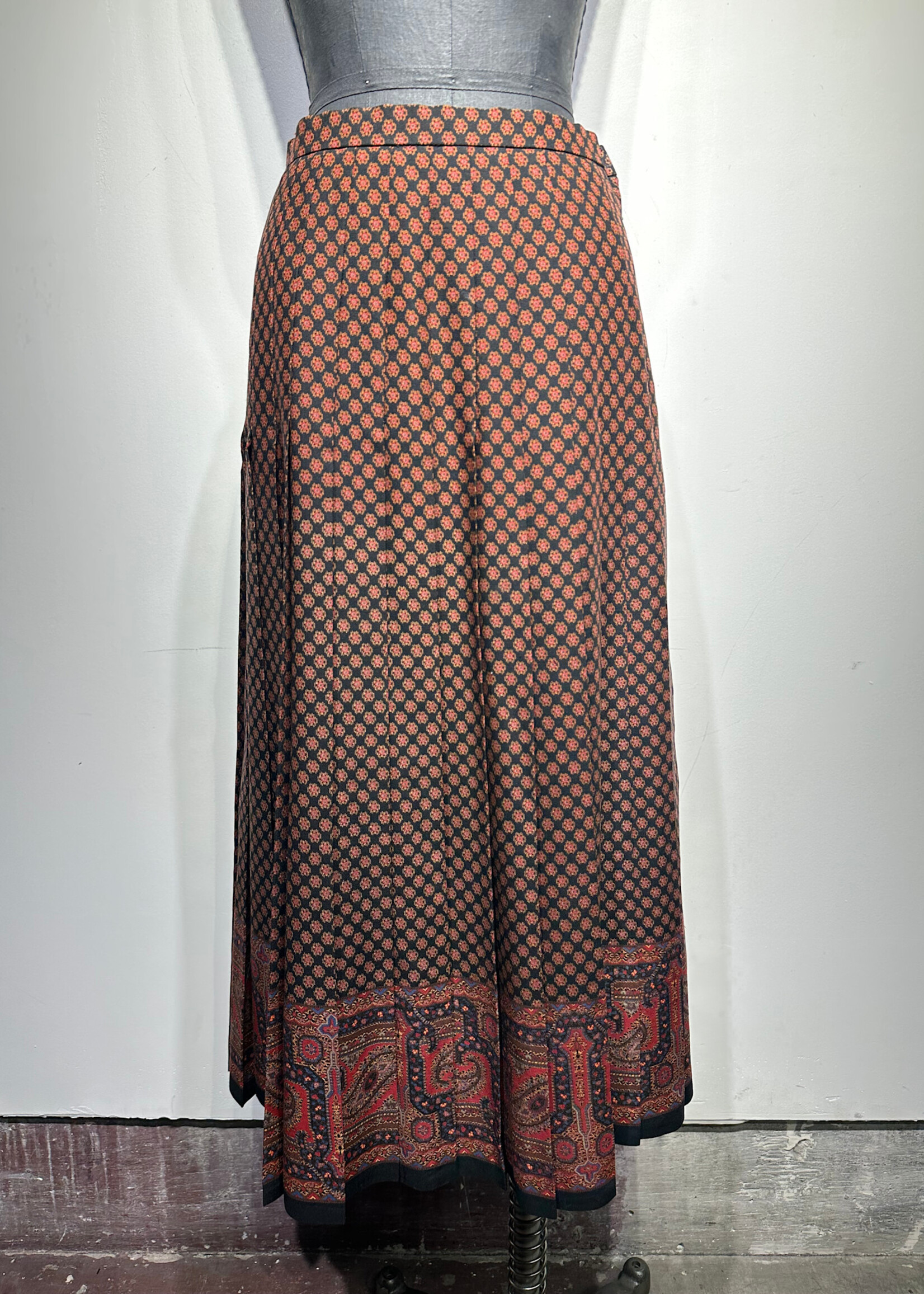 Burberrys Red Floral Pleated Maxi Skirt 26