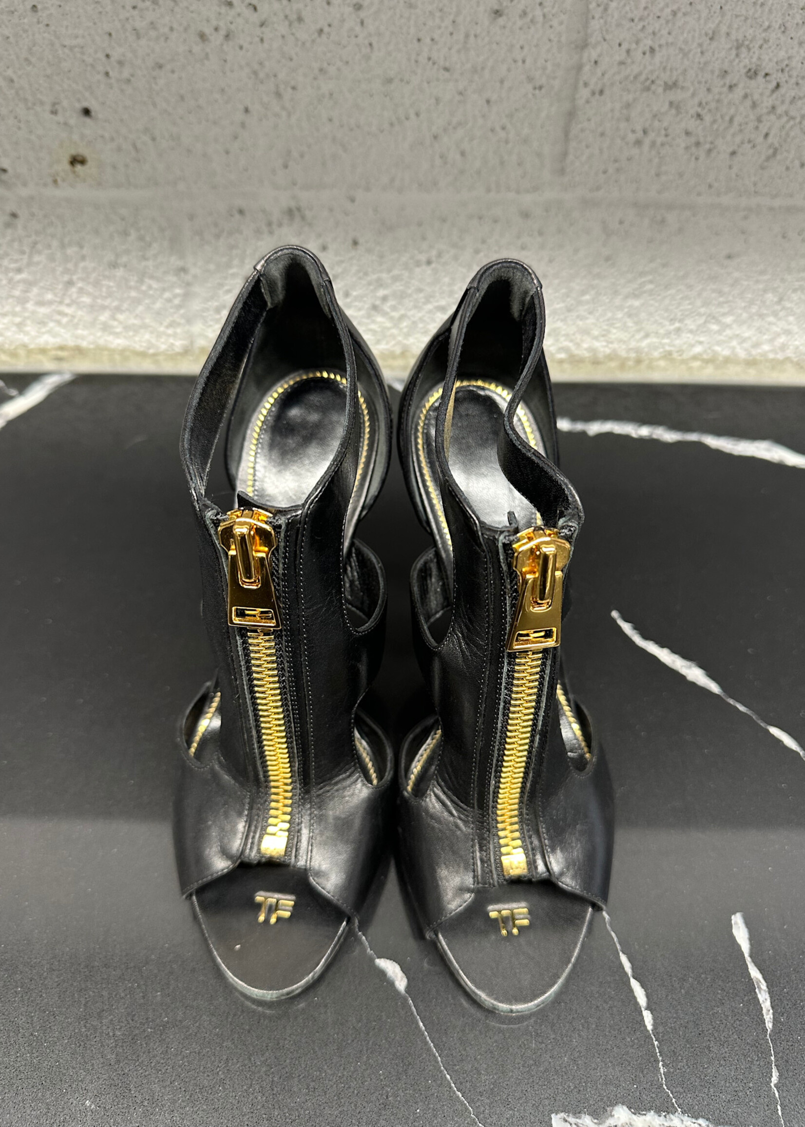 Tom Ford Peep Toe Bootie Heels Black As Is Fem 6.5