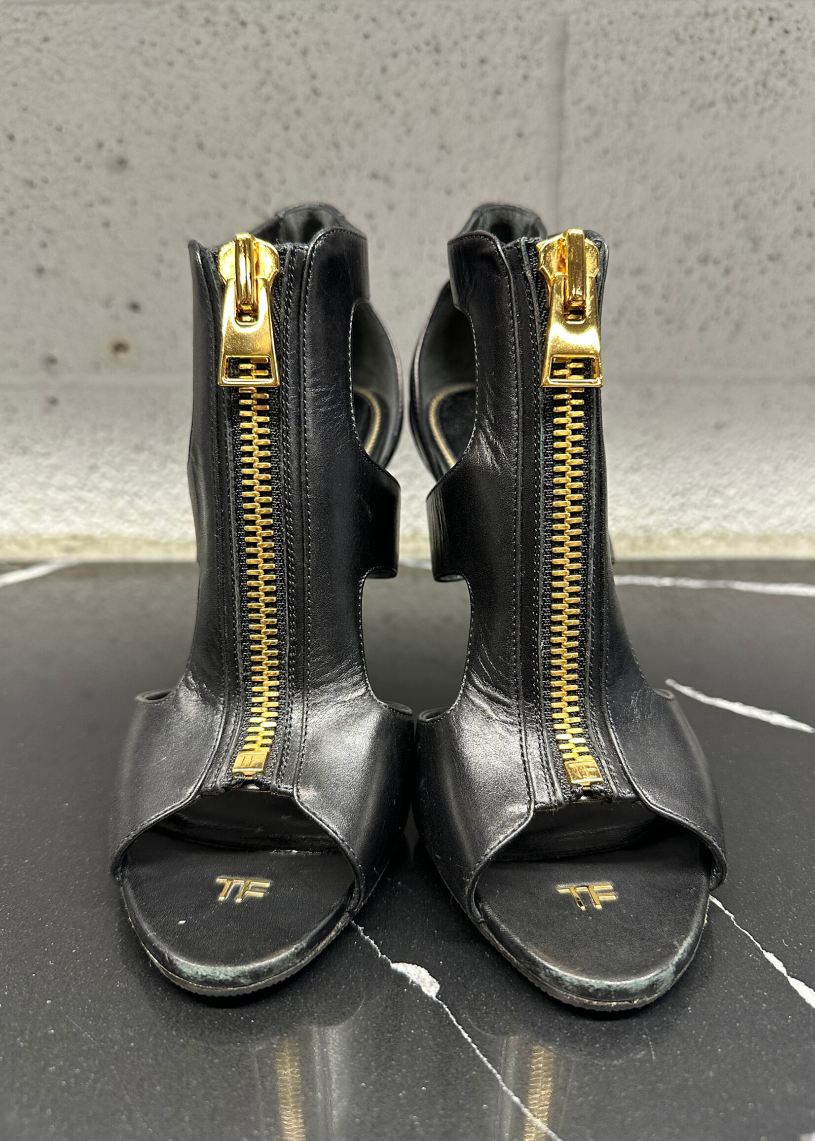 Tom Ford Peep Toe Bootie Heels Black As Is Fem 6.5