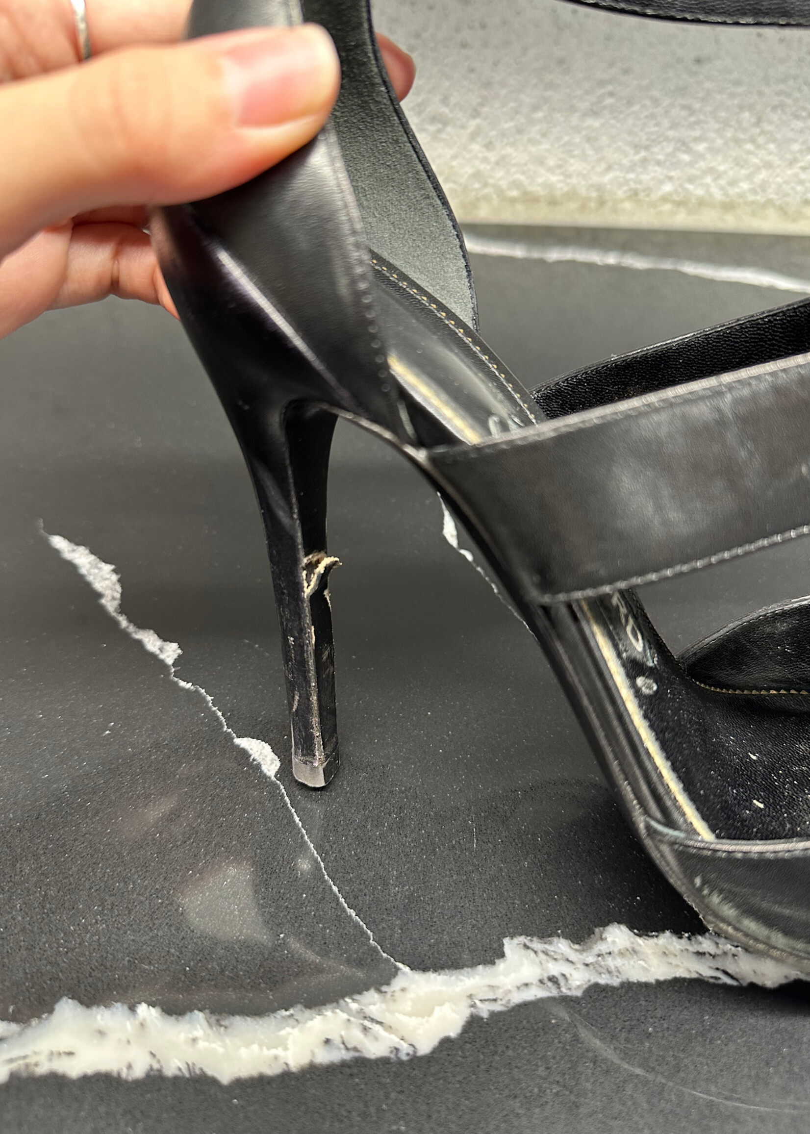 Tom Ford Peep Toe Bootie Heels Black As Is Fem 6.5