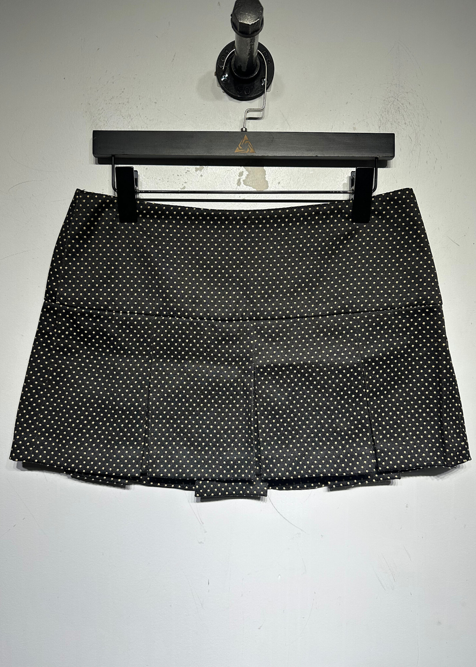 Alice + Olivia NWT Black Gold Polka Dot Pleated Skirt 29