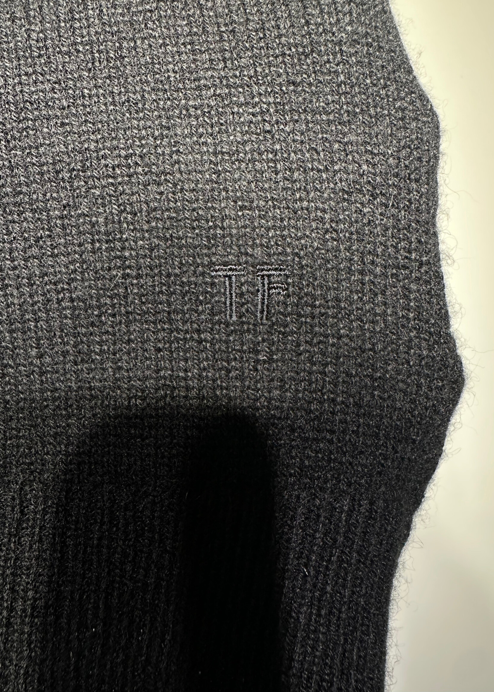 Tom Ford Black Cashmere Turtleneck Fem M Retail: $1990