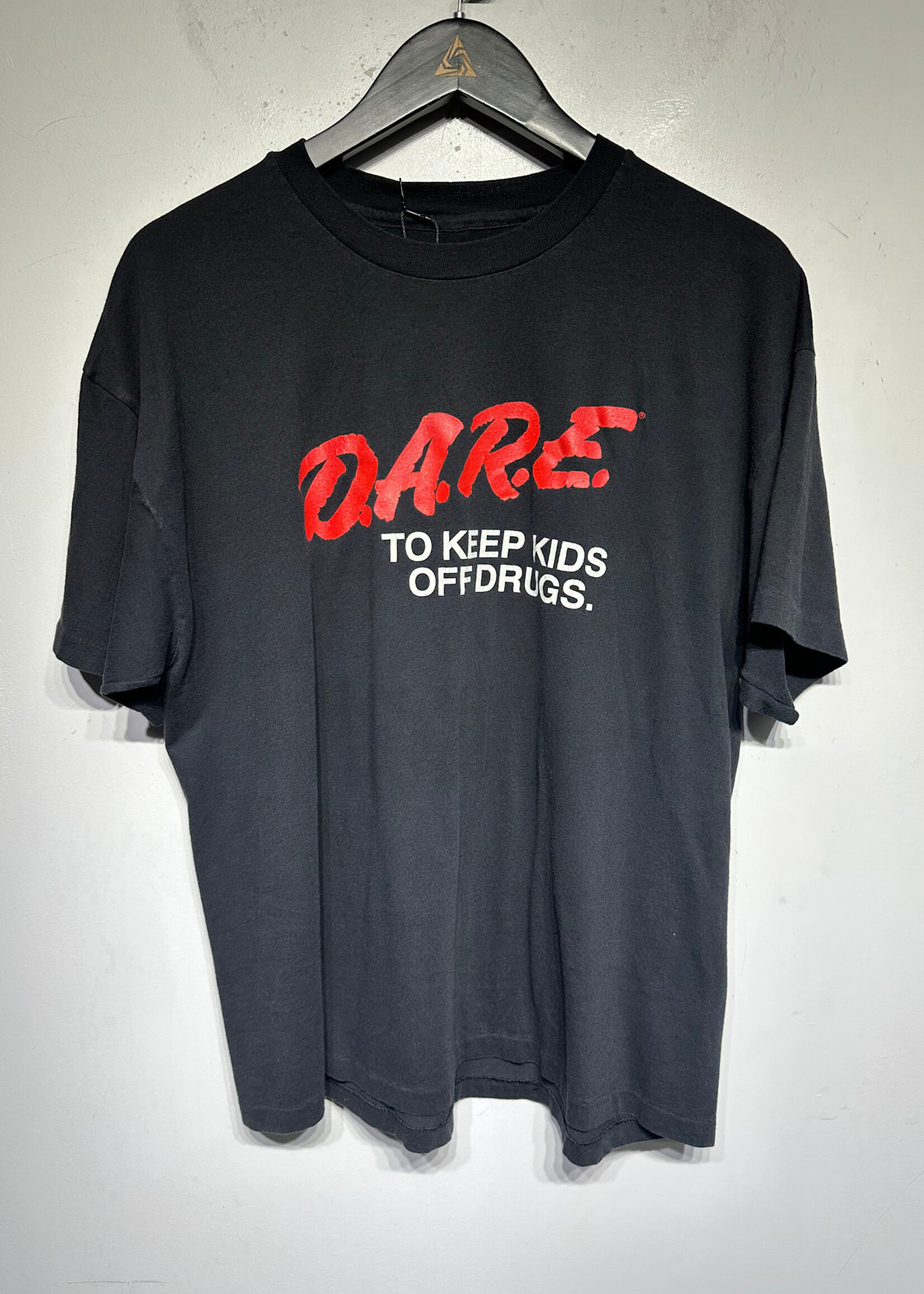 Dare Vintage Black Tee XL