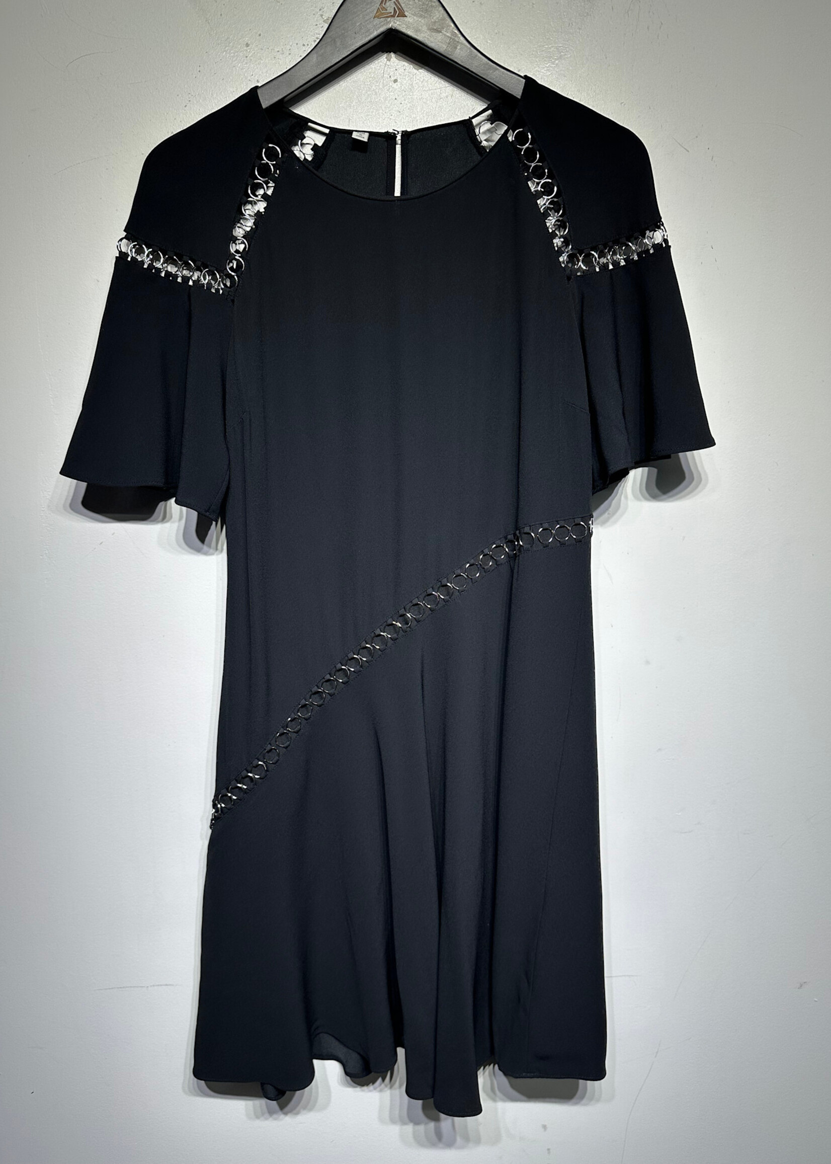 ALC NWT Black Ring Cutout Med Length Dress Fem M