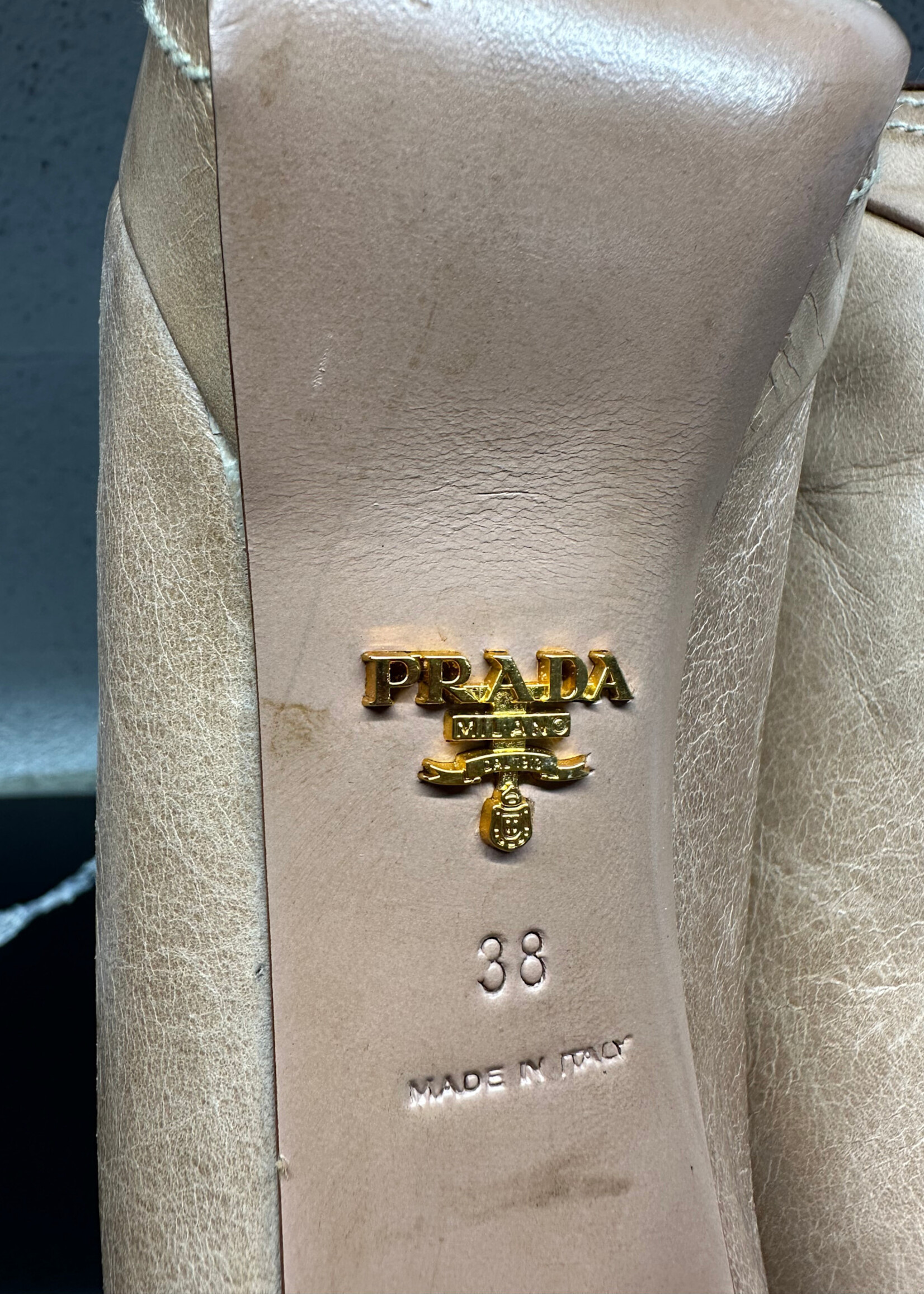 Prada Nude Leather Peep Toe Bootie 8/38 Fem