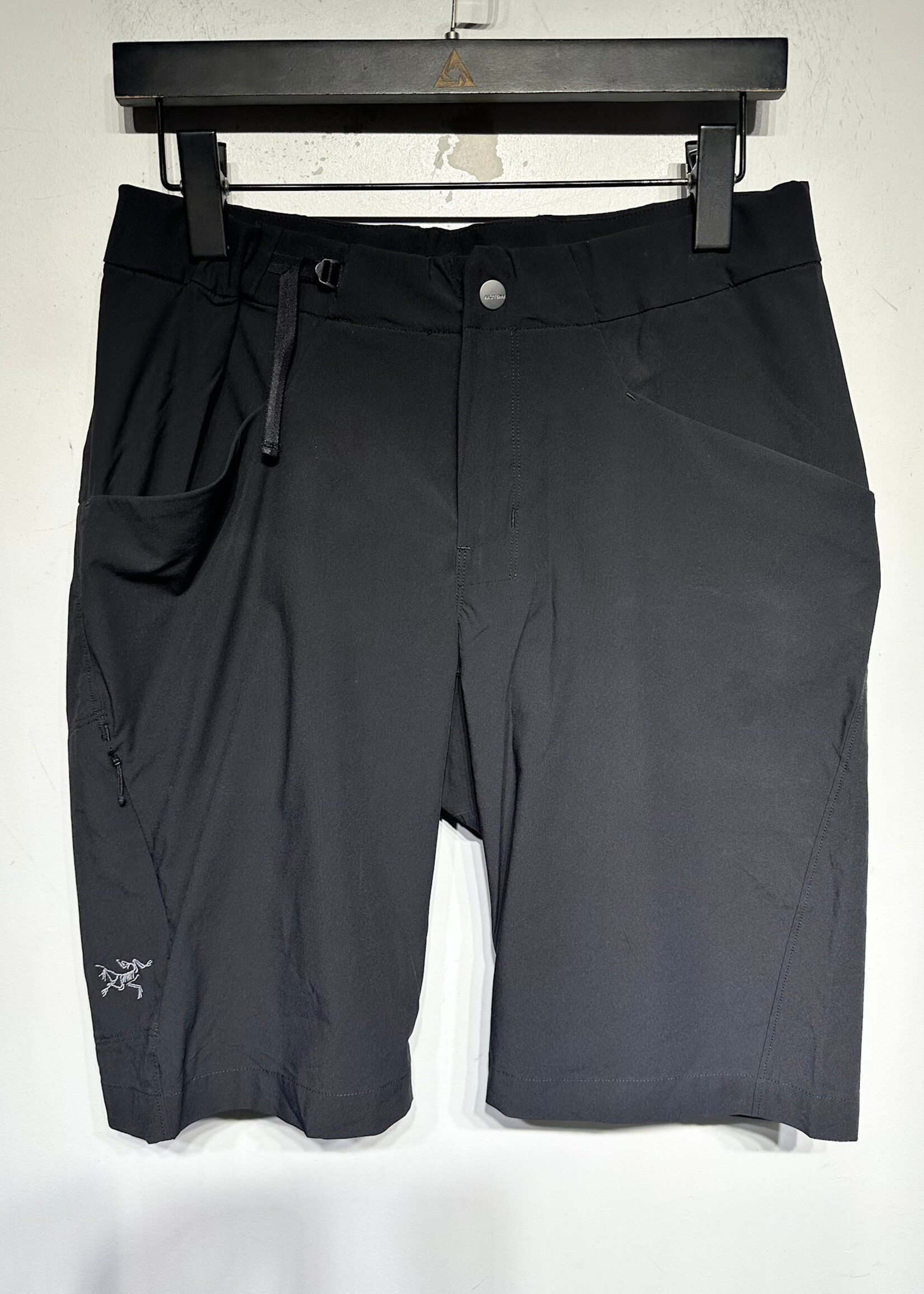 Arcteryx Black Konseal Lightweight Short Masc 30