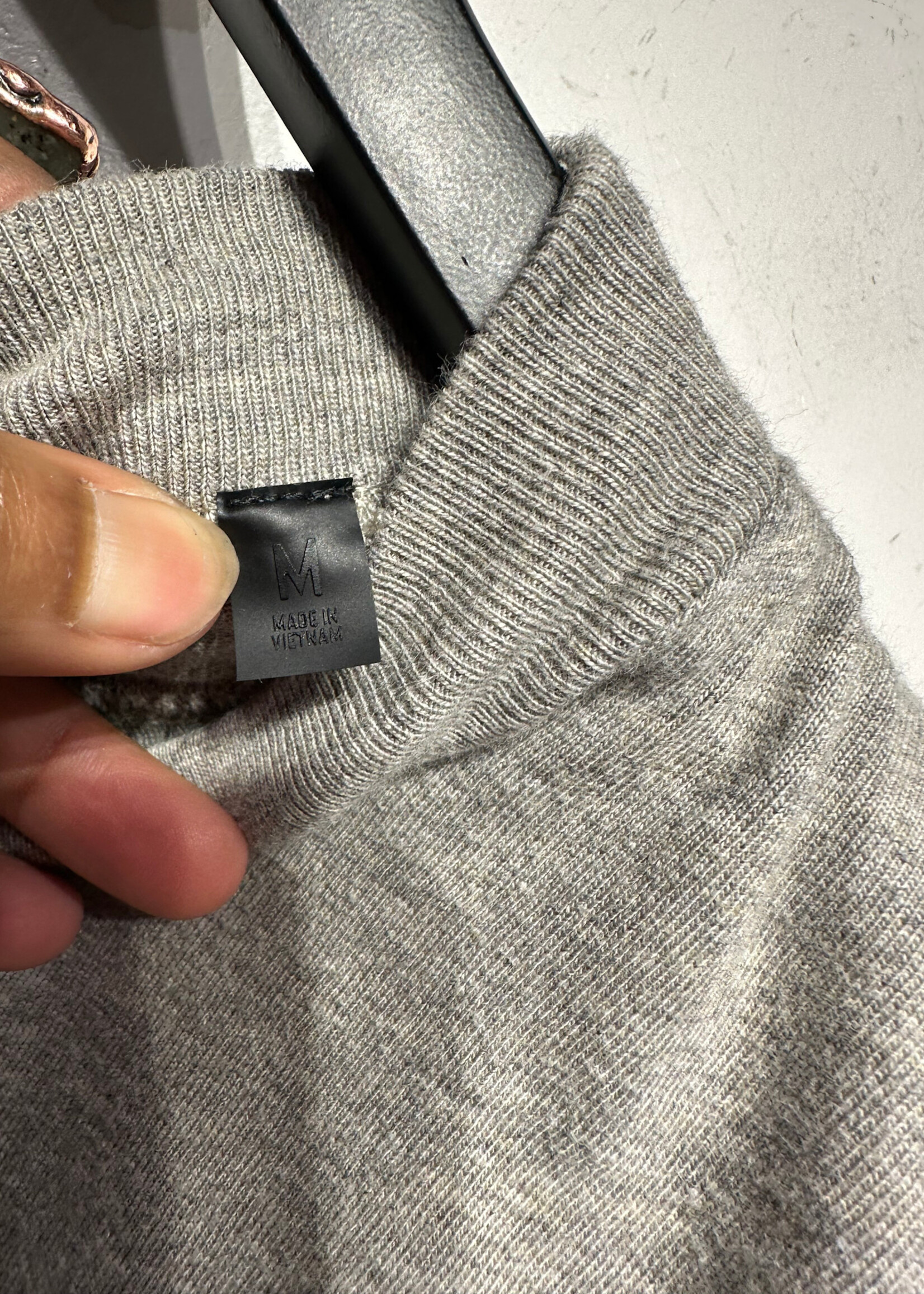 Essentials Heather Grey Rubber Logo LS M