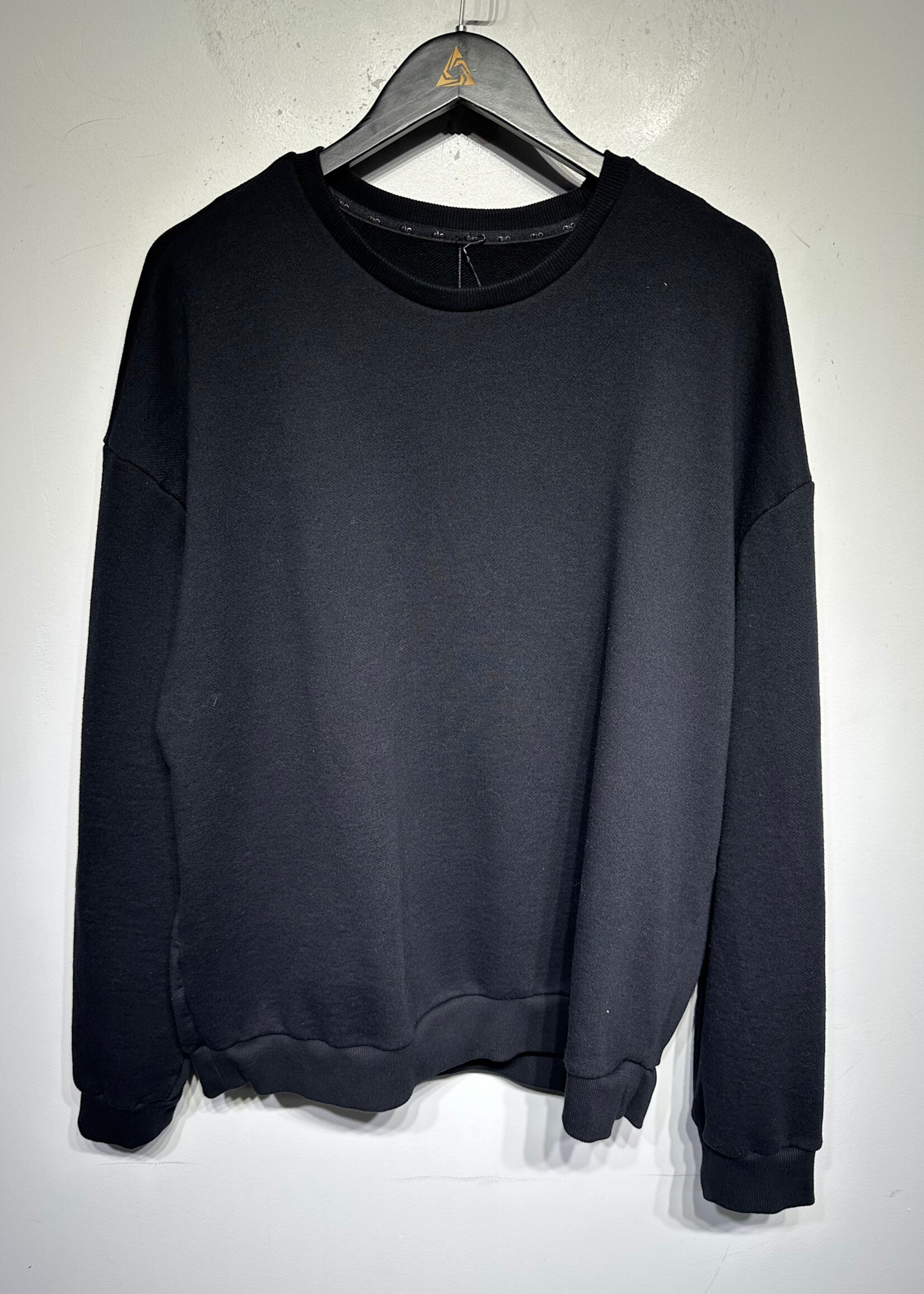 ALO Black Sleeve Logo Sweatshirt L