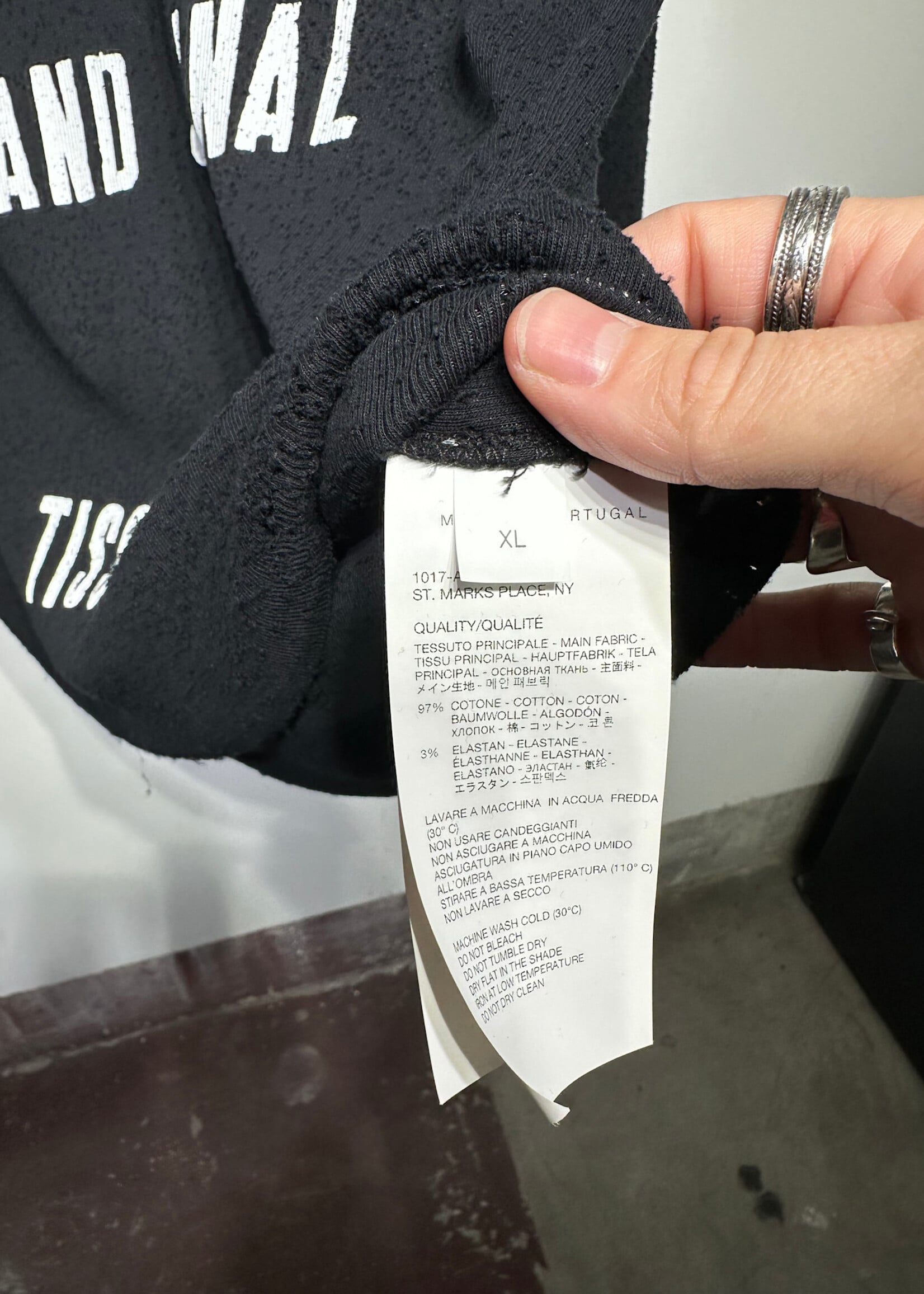Alyx 'Minimize the Handling' Black LS XL