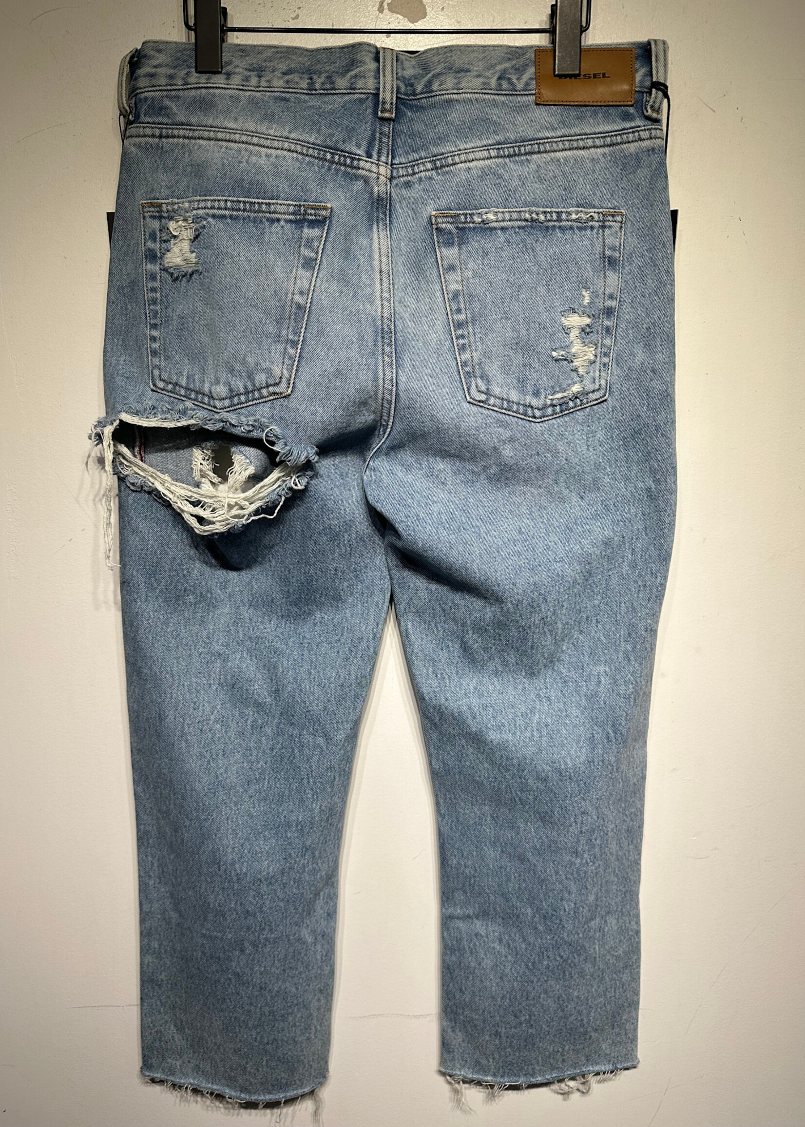 NWT Diesel Aryel Light Wash Wide Leg Jeans Fem 29