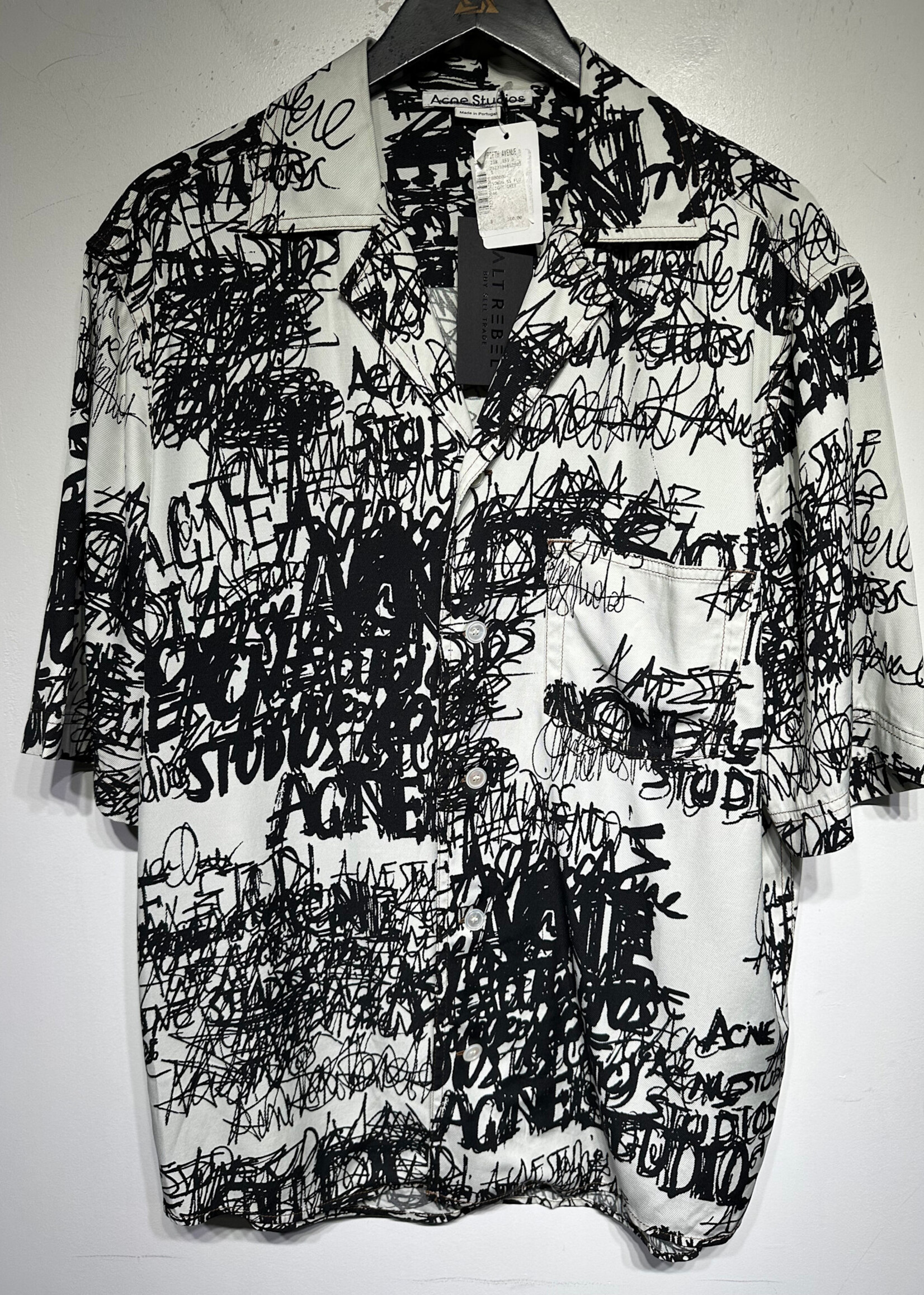 NWT Acne White Scribble B/U 46/L