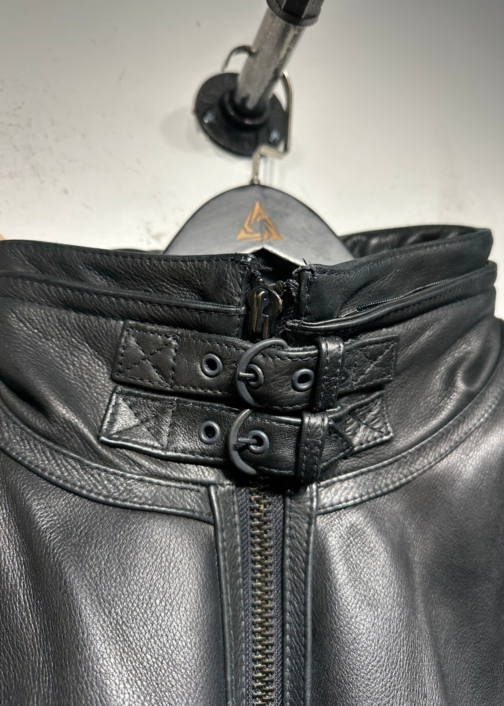 Wilsons Leather Black Moto Buckle Neck Jacket Masc XXL