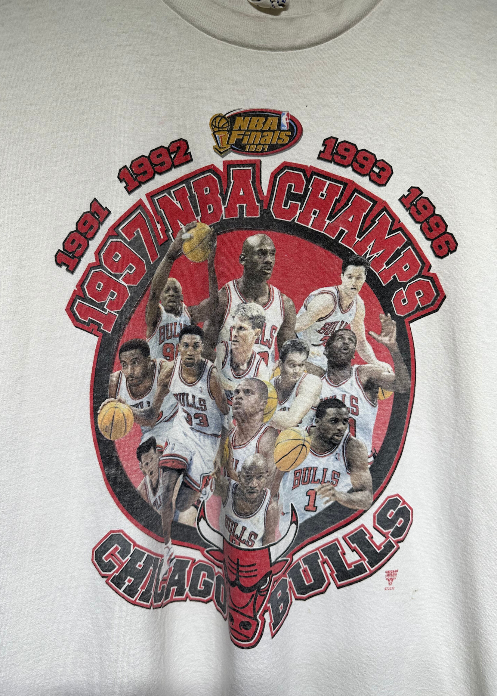 1997 Chicago Bulls White NBA Finals Tee Masc L AS IS