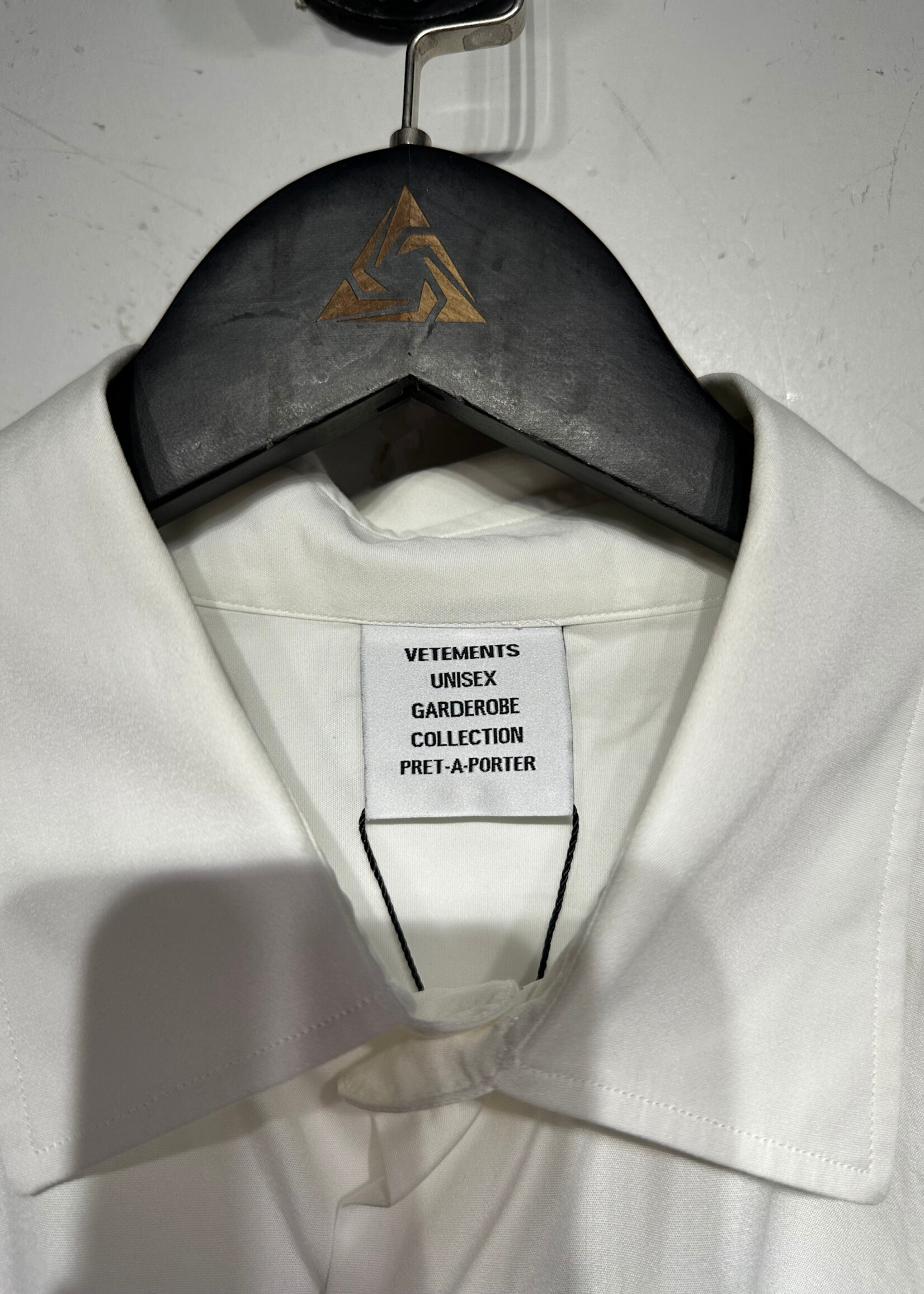 Vetements Hello My Name is White LS B/U XL As Is