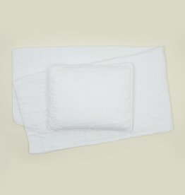 Hawkins New York Simple Linen Quilt, Queen- White