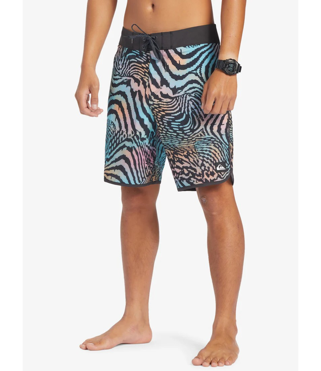 Quiksilver Highlite Scallop 19" Boardshort