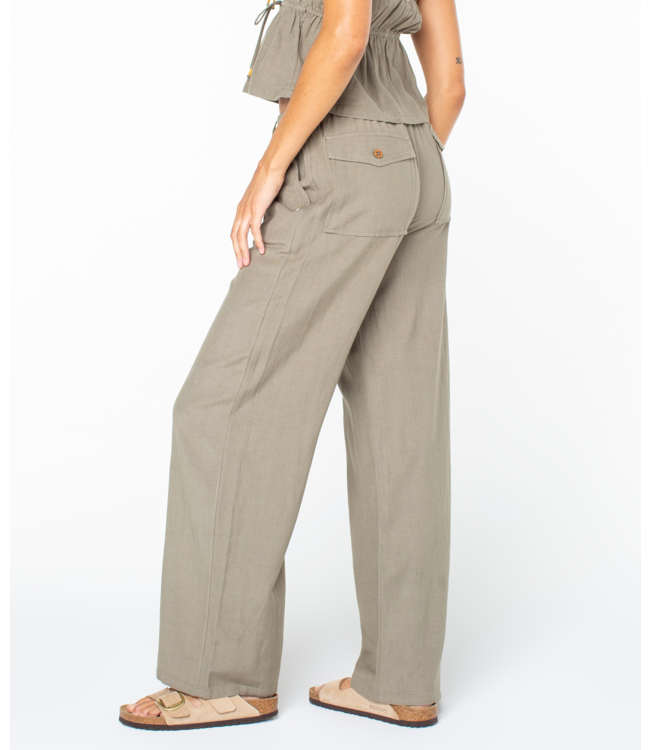 Roxy Iyla Pant
