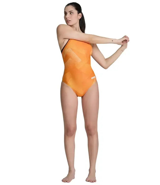 Arena Halftone Lightdrop Back