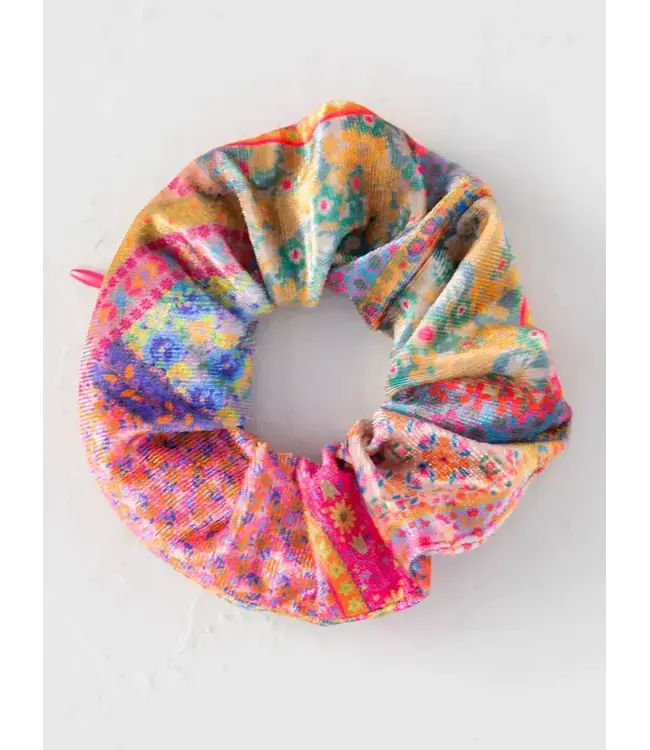 Natural Life Hideaway Scrunchie