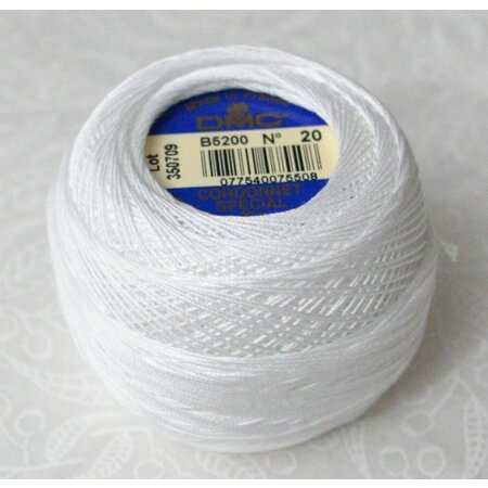 DMC Embroidery Thread - White Colour B5200 - Quilt Yarn Stitch
