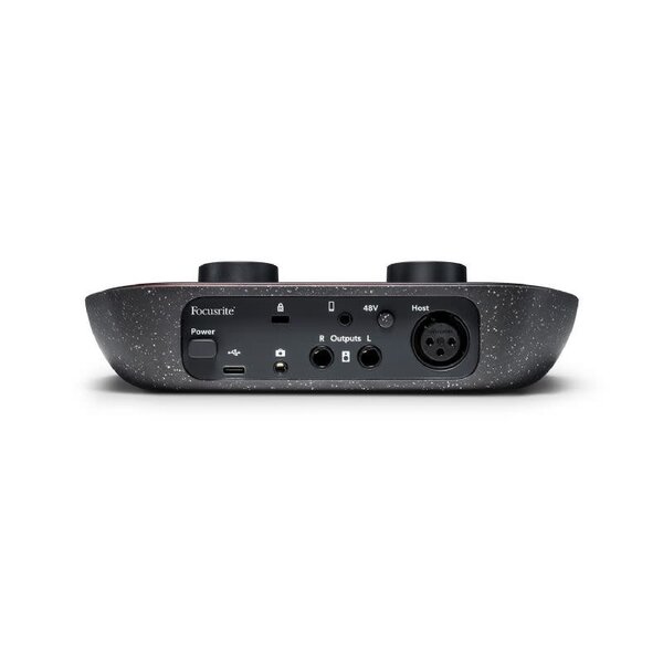 Focusrite Focusrite Podcast Bundle With Vocaster One Audio Interface, Microphone and Headphones