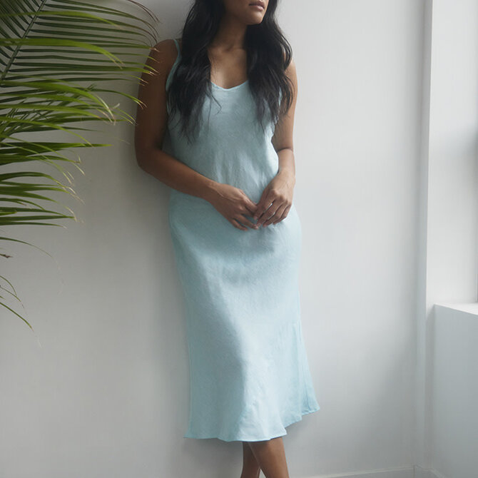 Long Slip Dress Linen  Shop Our Online Hosiery Store in Canada - De Mode  En Vogue artful legs & accoutrements