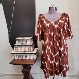 Corey Lynn Calter rust giraffe spot dress sz LARGE