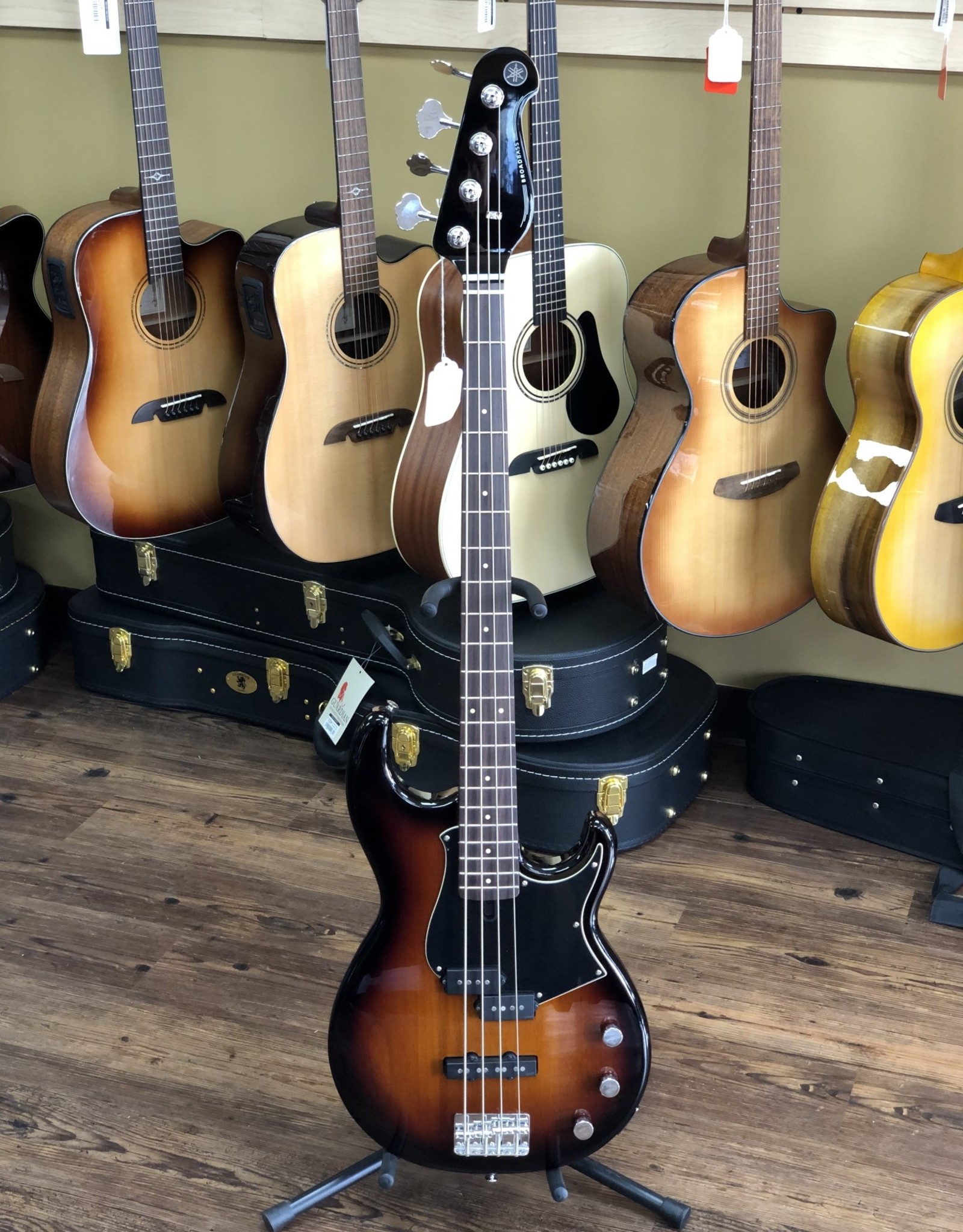 Yamaha Yamaha BB434 Tri-fade Burst bass