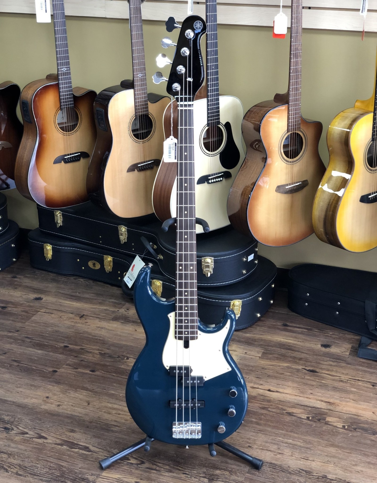 Yamaha Yamaha BB434 Broad Bass Teal Blue