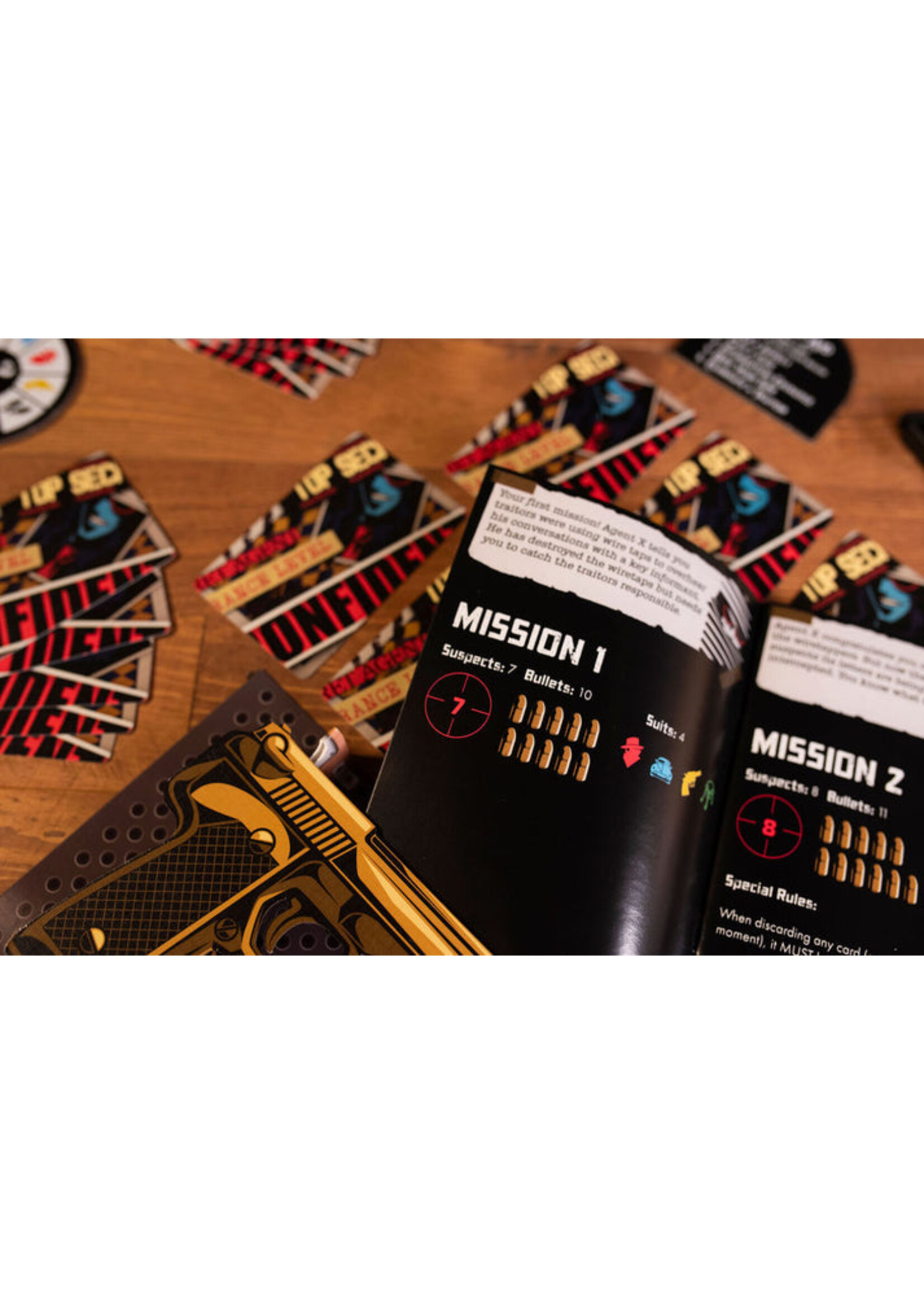 Pandasaurus Games Infiltraitors