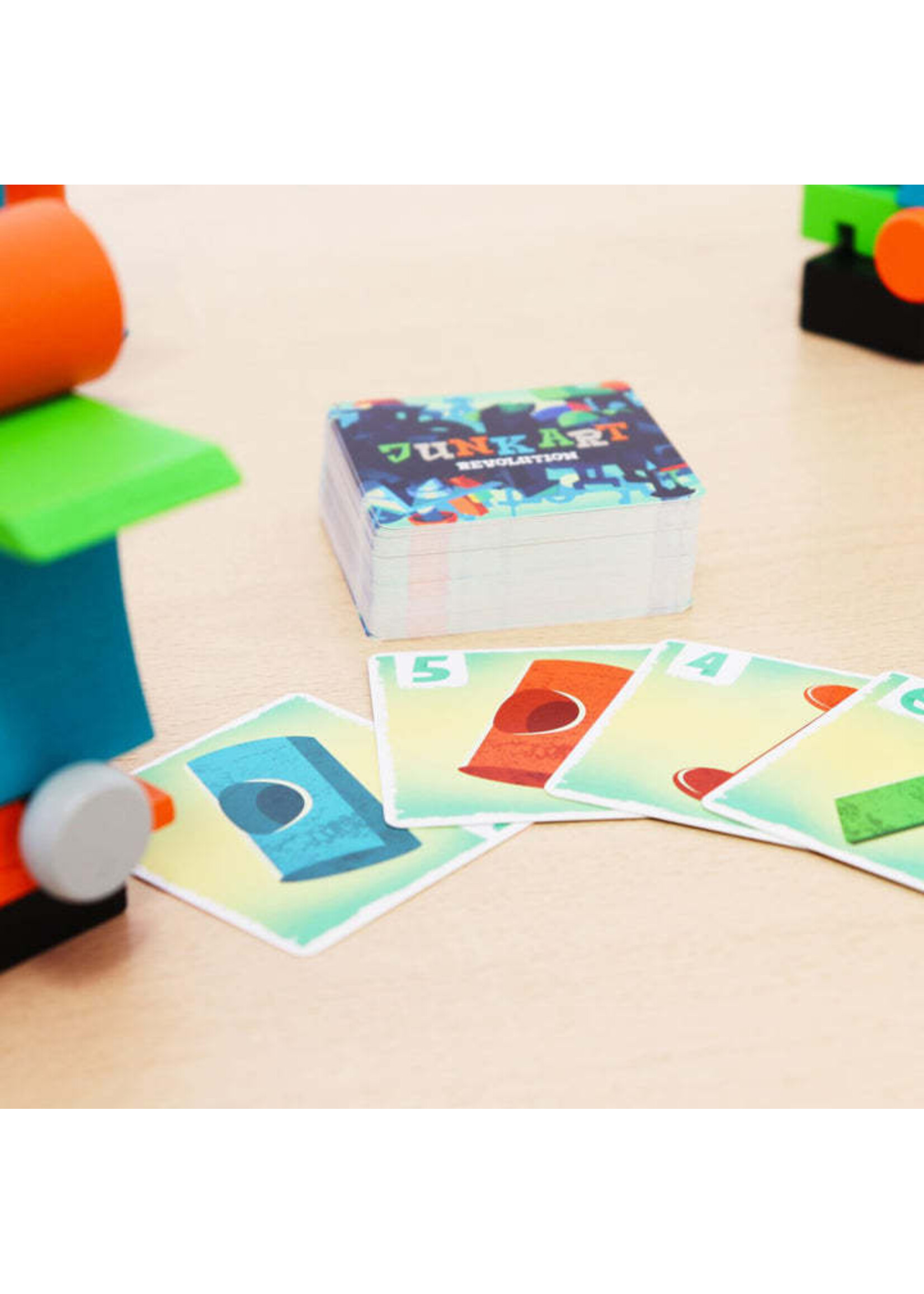 Ludonova Junk Art Revolution