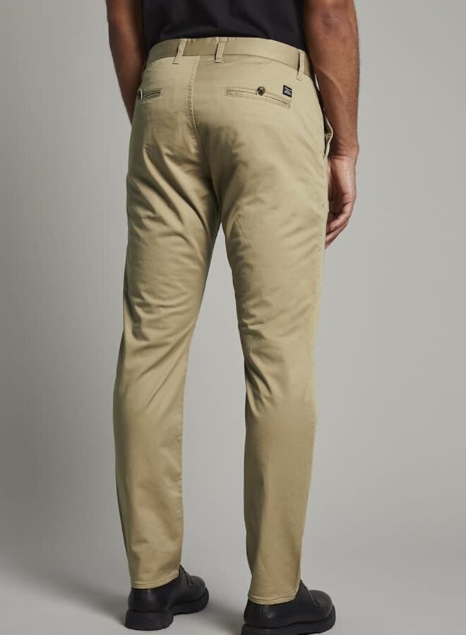 Pantalon Matinique Pristu chino beige désert