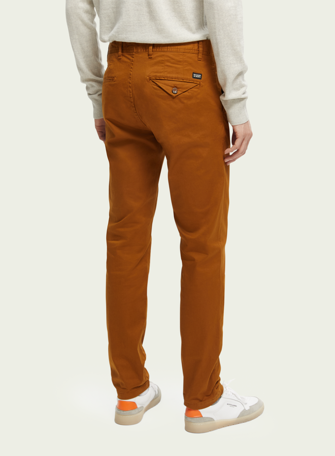 Pantalon Scotch & Soda Stuart regular slim fit caramel