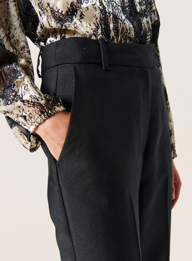 Pantalon Soaked in Luxury Jacintha en taffetas noir