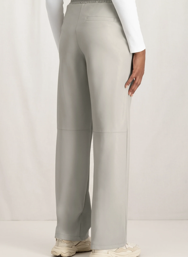 Pantalon Yaya en faux cuir taupe