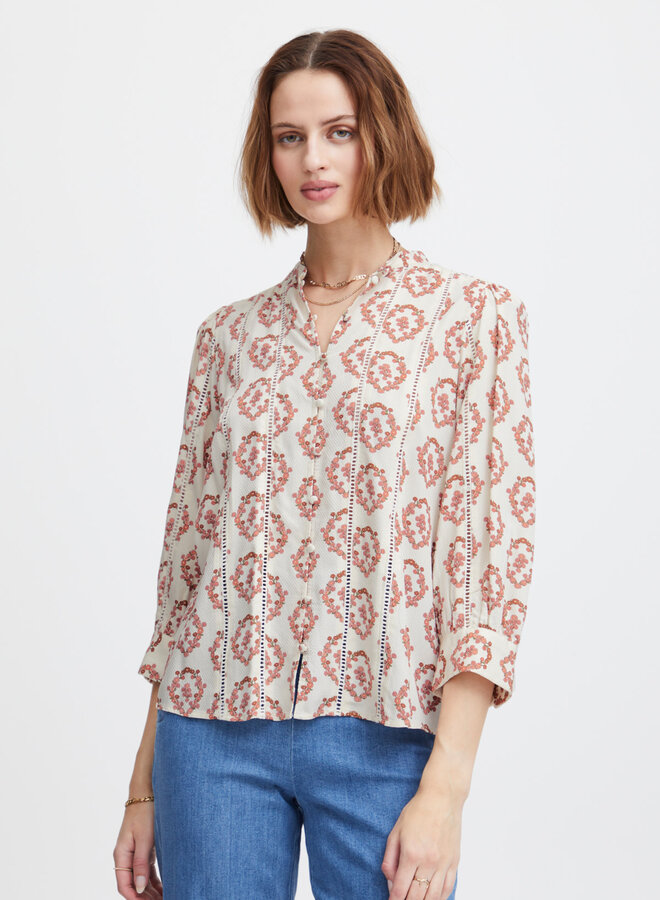 Blouse Atelier Rêve Seema blanc cassé à imprimé de fleurs