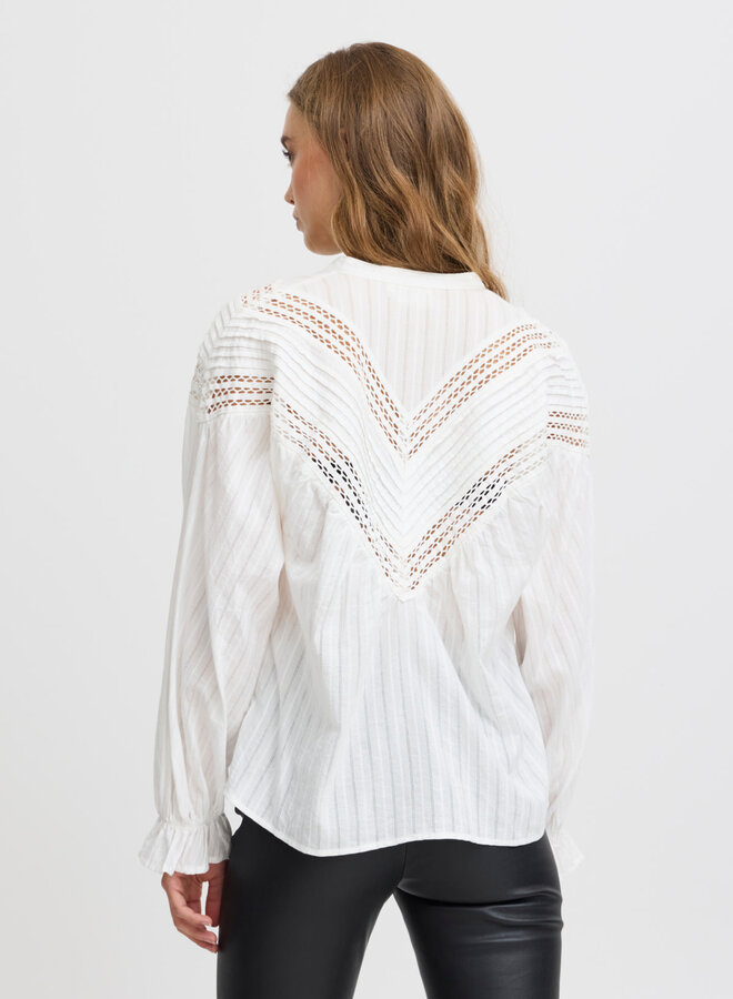 Blouse Atelier Rêve Saint avec bandes de crochet écrue