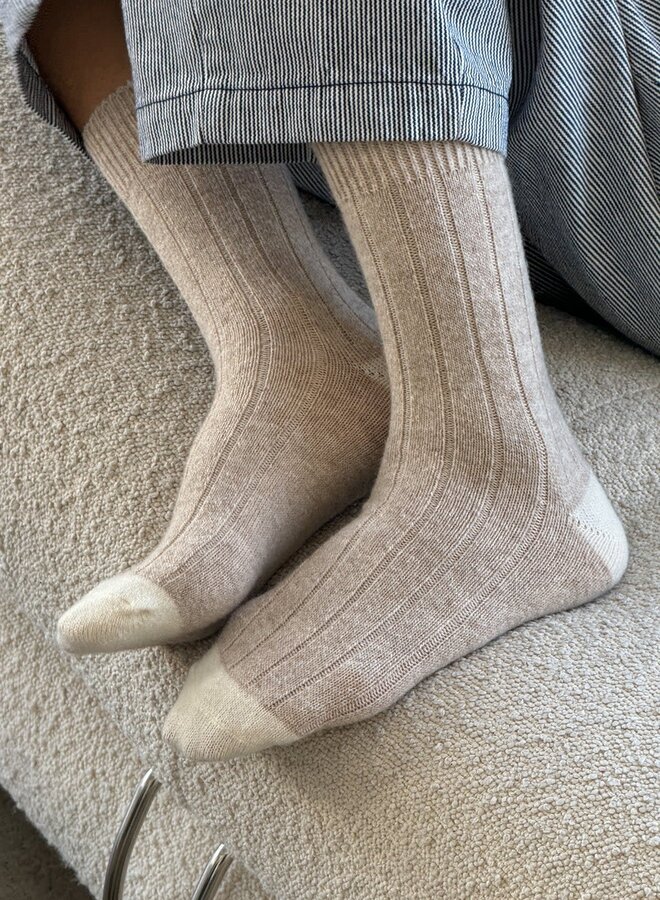 Bas Le Bon Shoppe Classic Cashmere beige taupe