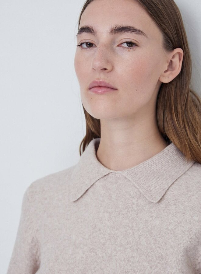 Tricot Yerse Nina à col classique beige mélange