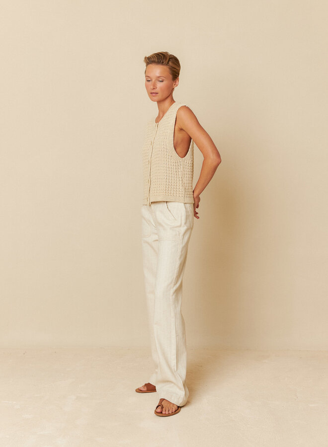 Tricot Indi & Cold à col rond boutonné sans manches beige