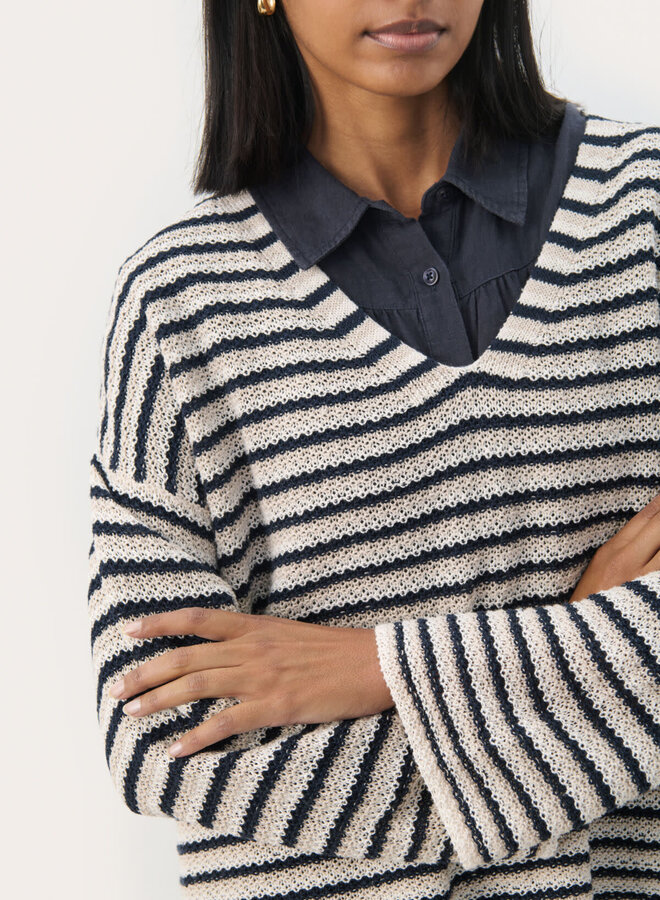 Tricot Part Two Nahni à col V rayé bleu marine & écru