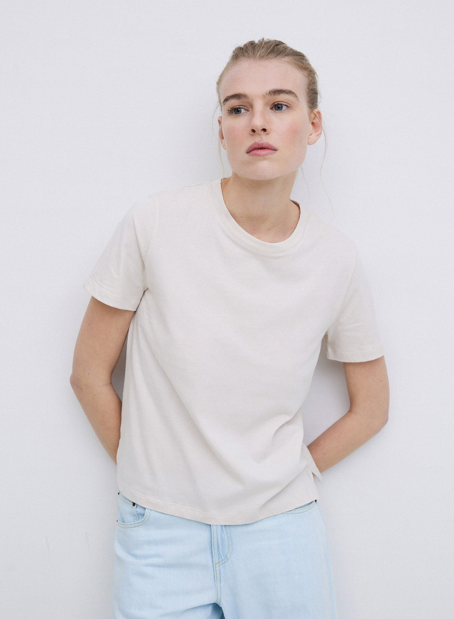 T-shirt Yerse O-Line à col rond beige grège